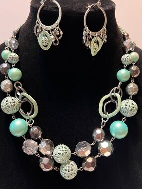 Vintage Green & Silver Beaded 2 Strand Necklace & Hoop Dangle Earrings Set